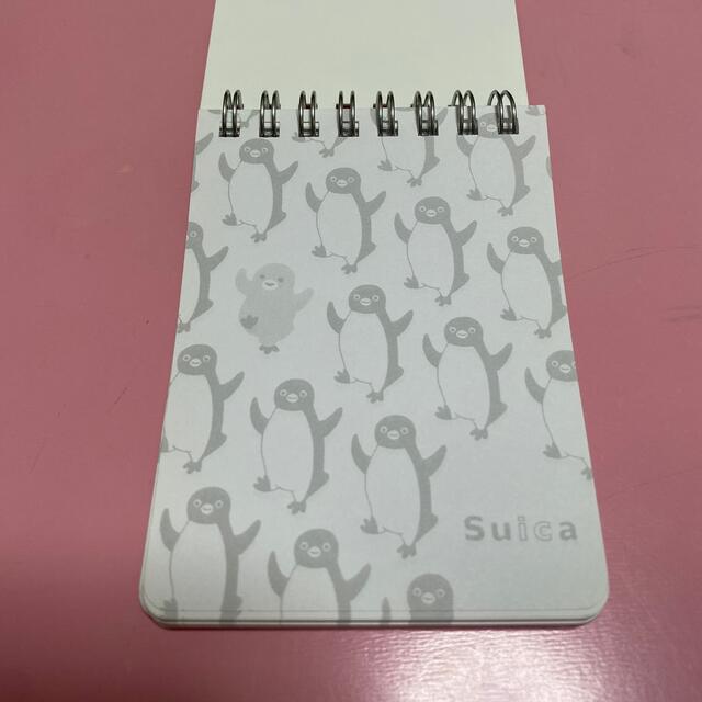 JR(ジェイアール)のSuicaペンギンメモ帳・ふせん エンタメ/ホビーのコレクション(ノベルティグッズ)の商品写真