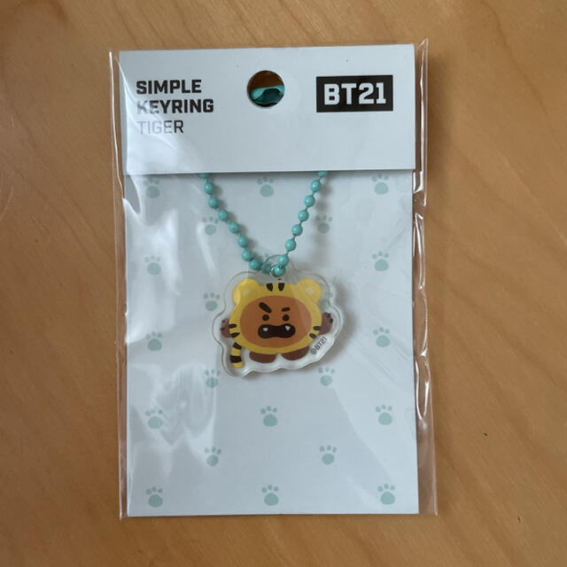 防弾少年団(BTS)(ボウダンショウネンダン)の新品 BT21 TIGER タイガー キーホルダー アクリル キーリング BTS エンタメ/ホビーのアニメグッズ(キーホルダー)の商品写真