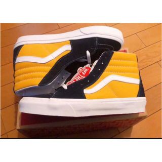 ヴァンズ(VANS)の【イギリス買付品】VANS SK8-HI navy and yellow(スニーカー)