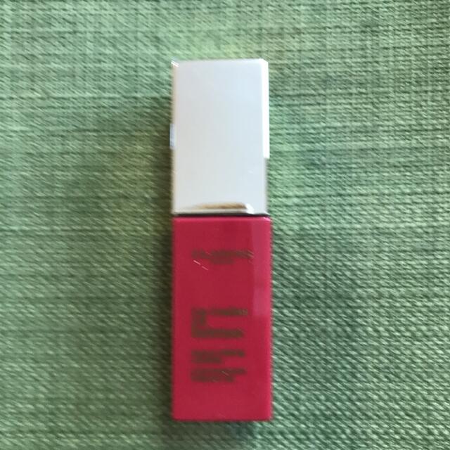 CLARINS(クラランス)の【新品・未使用】お値下げ　クラランス　コンフォートリップオイル コスメ/美容のベースメイク/化粧品(口紅)の商品写真