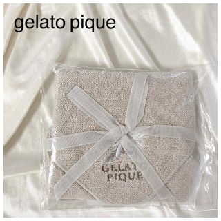 ジェラートピケ(gelato pique)の【新品未使用】ジェラートピケ　ミニタオル　ハンドタオル　タグ付き(ハンカチ)