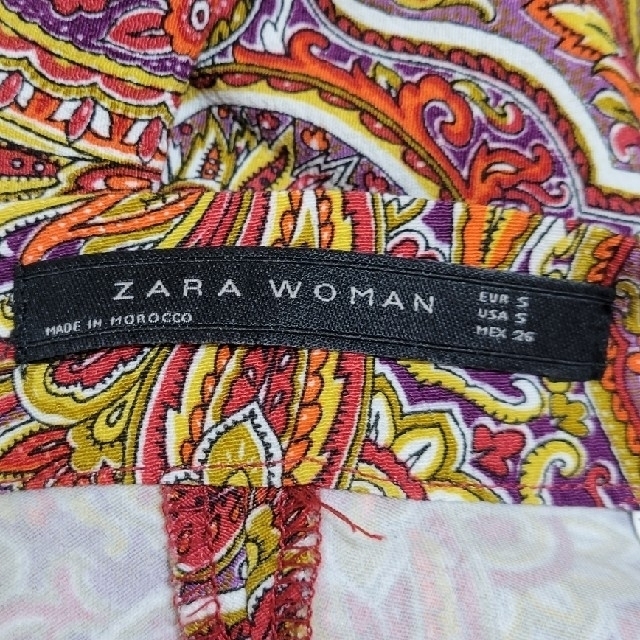 ZARA(ザラ)のZARA ザラ フレアスカートペイズリー柄 レディースのスカート(ミニスカート)の商品写真