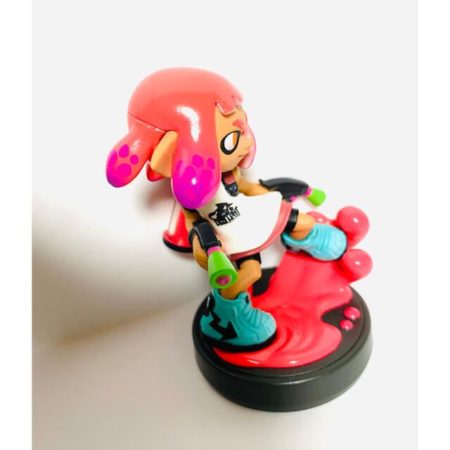 任天堂(ニンテンドウ)のネオンピンク ガール amiibo アミーボ スプラトゥーン 2 Switch エンタメ/ホビーのフィギュア(ゲームキャラクター)の商品写真