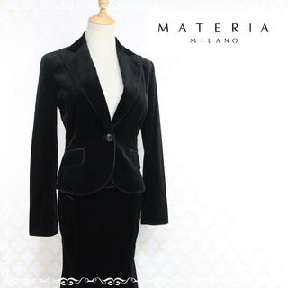 マテリア(MATERIA)のマテリア　ベロア　スカートスーツ　38　M　黒　ストレッチ(スーツ)