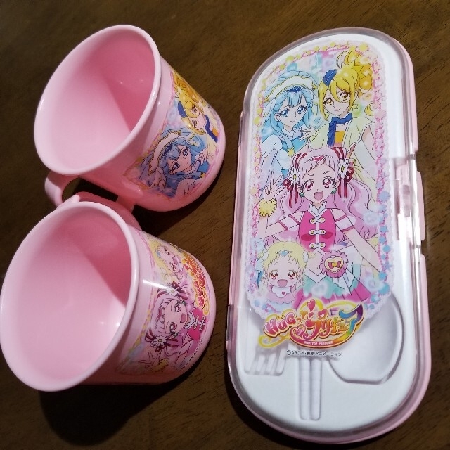 i(アイ)のプリキュア　カトラリーセット　コップ二個　お皿 キッズ/ベビー/マタニティの授乳/お食事用品(スプーン/フォーク)の商品写真