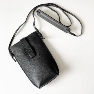 ロエベ(LOEWE)のLOEWE ロエベゲートポケットショルダーバッグ(ショルダーバッグ)