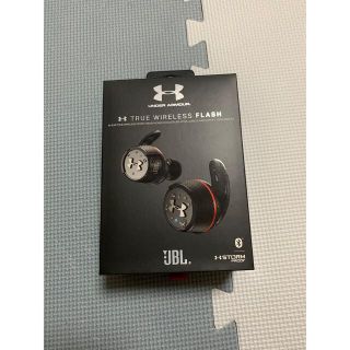 アンダーアーマー(UNDER ARMOUR)のUNDER ARMOUR UA アンダーアーマー　ワイヤレスイヤフォン　イヤホン(ヘッドフォン/イヤフォン)