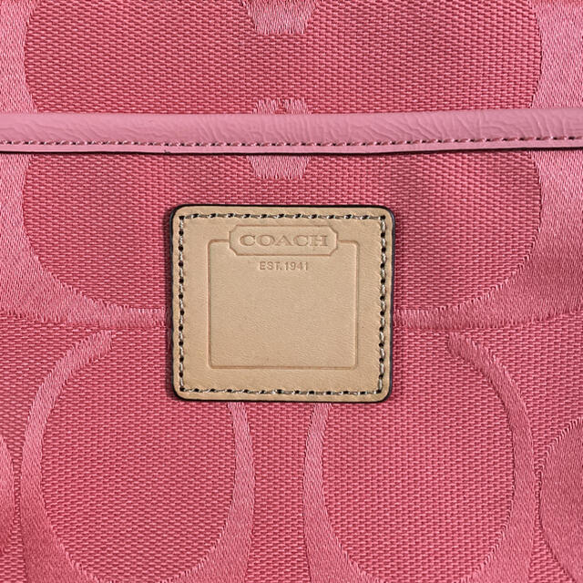 COACH(コーチ)のcoach  コーチ　ショルダーバック レディースのバッグ(ショルダーバッグ)の商品写真