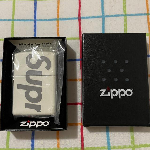 Supreme - Supreme zippo glow in the darkの通販 by だいちゃん's ...