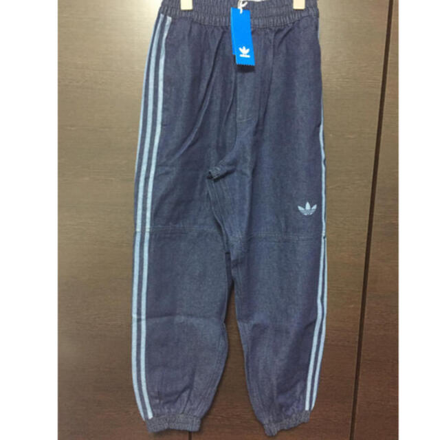 新品　adidas パンツその他