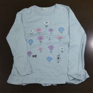 ニットプランナー(KP)の☆KP☆mimiちゃん刺繍フラワーカットソー ブルー 130cm 美品♪(Tシャツ/カットソー)