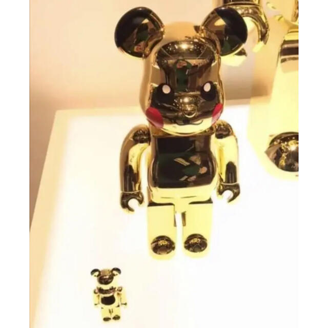 BE@RBRICK ピカチュウGOLD CHROMEVer. 100%&400% | stor4m.com