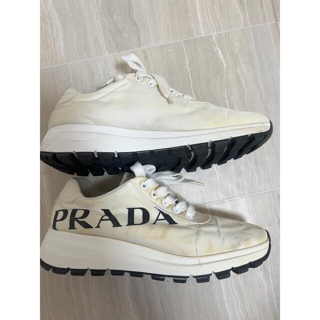 PRADA(プラダ)の正規品☆PRADA 人気スニーカー☆プラダ レディースの靴/シューズ(スニーカー)の商品写真