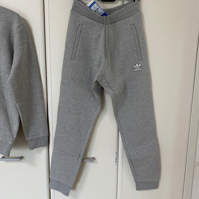 新品 adidas 2022 オリジナルス メンズ グレー 上下セット Mサイズ 3