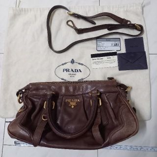 プラダ(PRADA)のPRADA★レザーハンドバッグbagダークブラウン(ハンドバッグ)