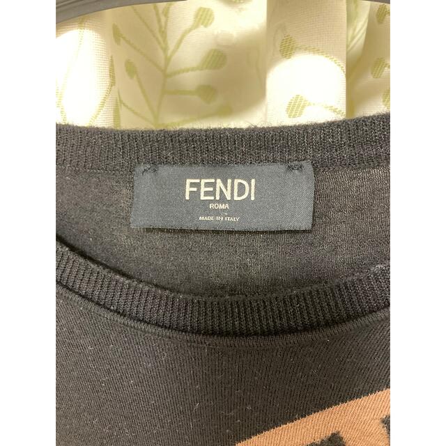 FENDI ブラックウールセーターになります！ 1