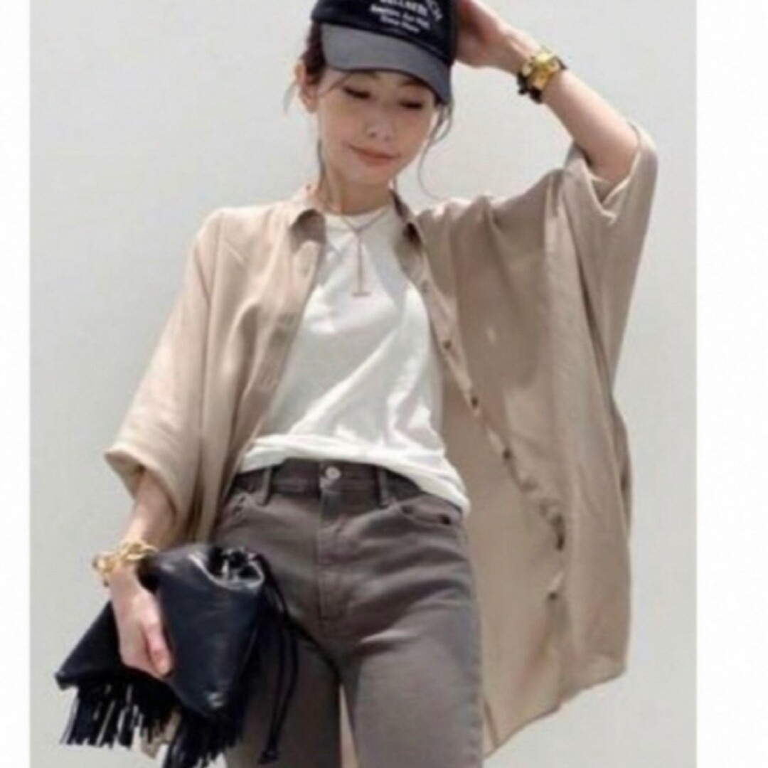 L'Appartement DEUXIEME CLASSE(アパルトモンドゥーズィエムクラス)のL'Appartement Dolmansleeve Sheer Blouse レディースのトップス(シャツ/ブラウス(長袖/七分))の商品写真