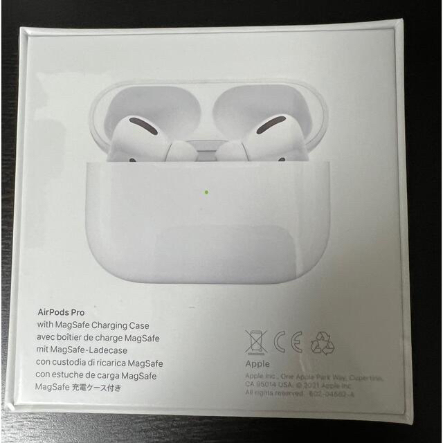 Apple(アップル)の新品未開封 AirPods Pro エアポッズ プロ 2021 MLWK3J/A スマホ/家電/カメラのオーディオ機器(ヘッドフォン/イヤフォン)の商品写真