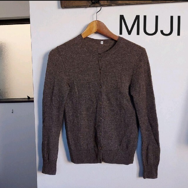 MUJI (無印良品)(ムジルシリョウヒン)の無印　ヤク混ウールクルーネックカーディガン　S レディースのトップス(カーディガン)の商品写真