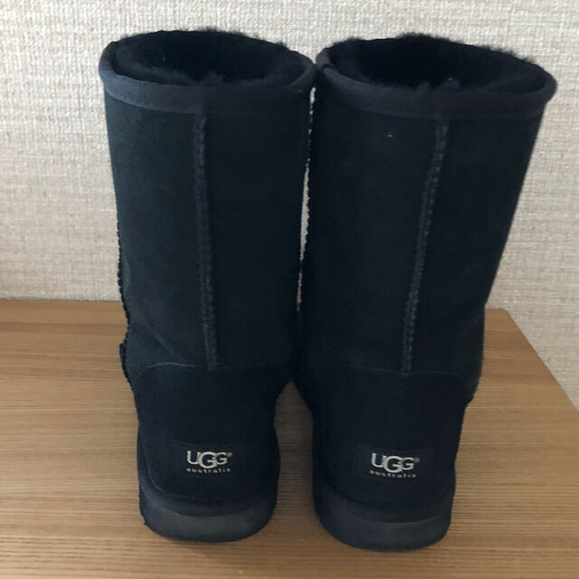 UGG(アグ)のUGG ブーツ5825 黒　サイズ26 レディースの靴/シューズ(ブーツ)の商品写真