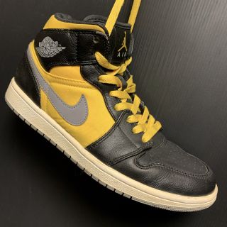 ナイキ(NIKE)のNike Air Jordan 1 Phat Mid(スニーカー)