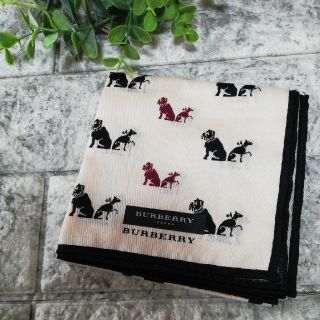 バーバリー(BURBERRY)の新品シール付　バーバリー　ハンカチーフ　48×48(ハンカチ)