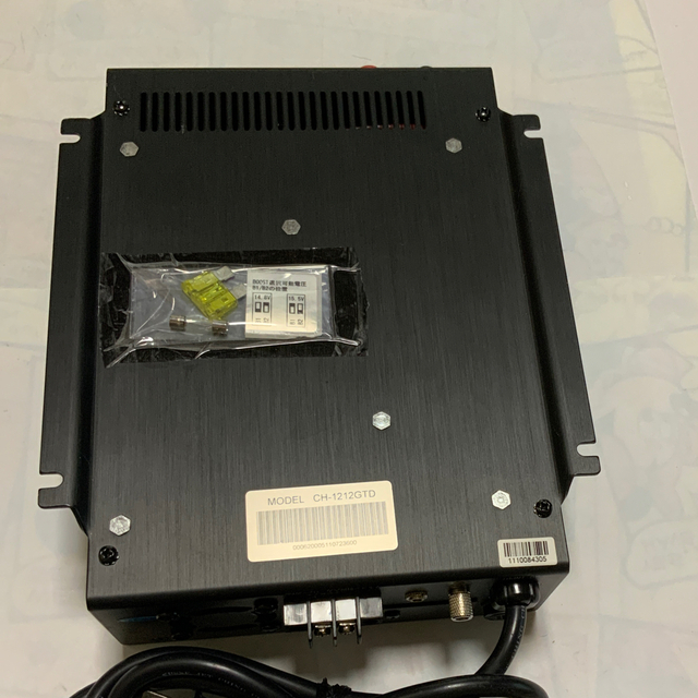 未来舎 12V バッテリー 充電器 CH-1212GTD 本体の通販 by マロン 未来舎 12V バッテリー 充電器 CH-1212GTD 本体の通販 by マロン