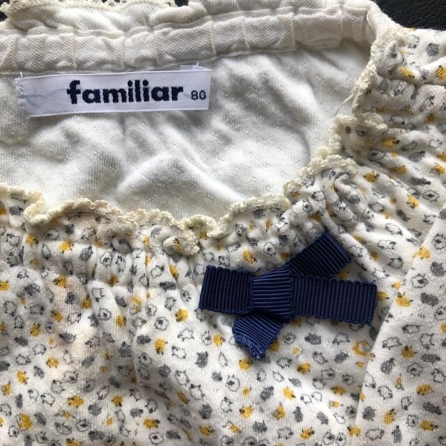 familiar(ファミリア)のボーダーのみ　　　ファミリア　familiar 2枚セット　80 キッズ/ベビー/マタニティのベビー服(~85cm)(Ｔシャツ)の商品写真