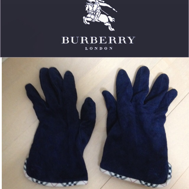 BURBERRY(バーバリー)のバーバリー♥️手袋 レディースのファッション小物(手袋)の商品写真