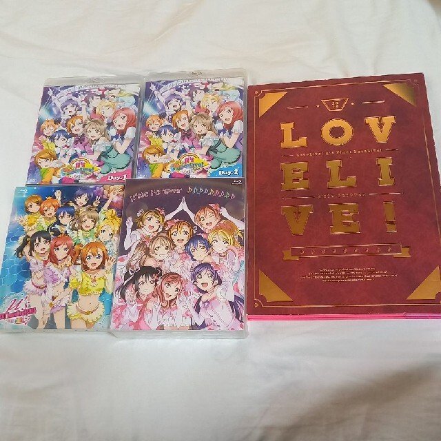 【もも様専用】ラブライブ!μ'sライブBlu-ray　3公演フルセット　写真集 エンタメ/ホビーのDVD/ブルーレイ(アニメ)の商品写真