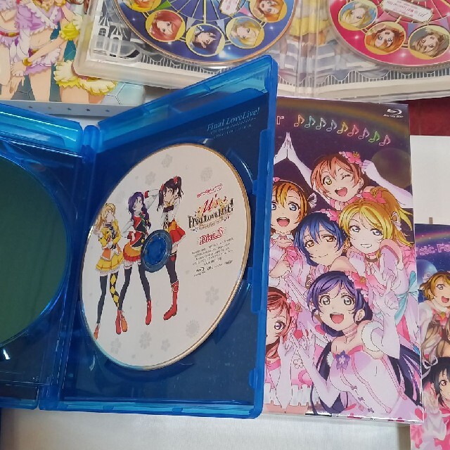 【もも様専用】ラブライブ!μ'sライブBlu-ray　3公演フルセット　写真集 エンタメ/ホビーのDVD/ブルーレイ(アニメ)の商品写真