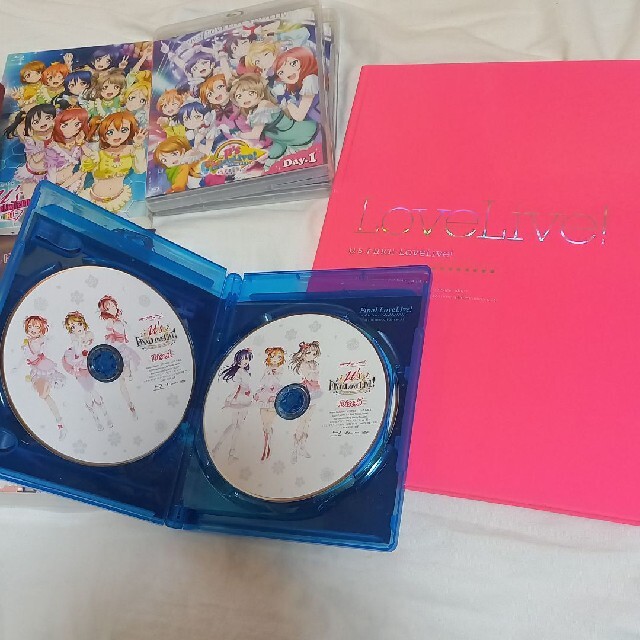 【もも様専用】ラブライブ!μ'sライブBlu-ray　3公演フルセット　写真集 エンタメ/ホビーのDVD/ブルーレイ(アニメ)の商品写真