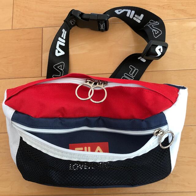 lovetoxic(ラブトキシック)の美品:ラブトキシック Lovetoxic FILA コラボ ウエストバッグ キッズ/ベビー/マタニティのこども用バッグ(その他)の商品写真