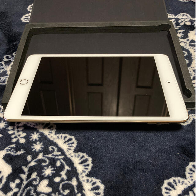 品 iPad mini4 16GB セルラー SIMフリー