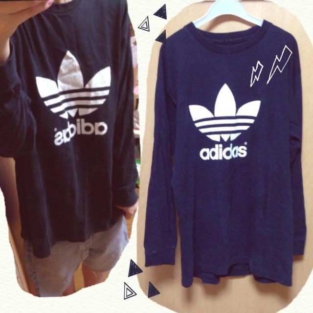 adidas(アディダス)のadidas○ロンT レディースのトップス(Tシャツ(長袖/七分))の商品写真