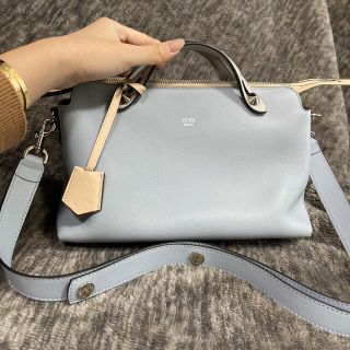 フェンディ(FENDI)の休日限定❤️フェンディ 美品 バイ ザ ウェイ(ハンドバッグ)