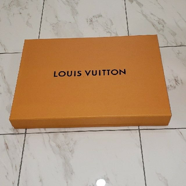 LOUIS VUITTON(ルイヴィトン)のルイヴィトン　箱セット(ﾟーﾟ*) レディースのバッグ(ショップ袋)の商品写真