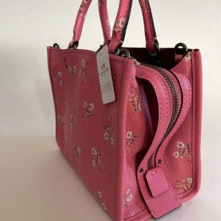【オンライン限定】ローグ 25 ウィズ フローラル ボウ プリント