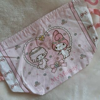 サンリオ(サンリオ)のsanrio　サンリオ　マイメロディ　ピアノ　リボン　巾着　きんちゃく　小物入れ(キャラクターグッズ)