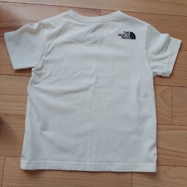 THE NORTH FACE(ザノースフェイス)の(＾ω＾)様★　THE NORTH FACE Tシャツ　110 キッズ/ベビー/マタニティのキッズ服男の子用(90cm~)(Tシャツ/カットソー)の商品写真