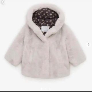 ザラキッズ(ZARA KIDS)の【新品未使用】ZARA baby フェイクファーコート18-24m(コート)