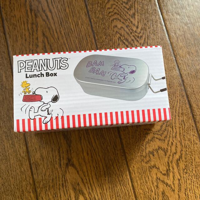 PEANUTS(ピーナッツ)のスヌーピー　ランチボックス インテリア/住まい/日用品のキッチン/食器(弁当用品)の商品写真