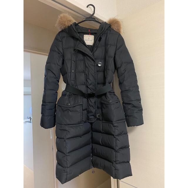 MONCLER(モンクレール)のMONCLER GENEVRIER 0 レディースのジャケット/アウター(ダウンジャケット)の商品写真