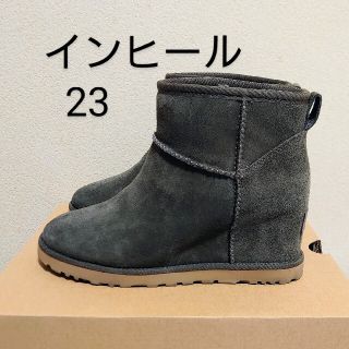 アグ(UGG)の【ほぼ未使用】UGG アグ クラシック フェム ミニ 23　インヒール(ブーツ)