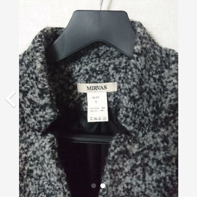 H&M(エイチアンドエム)のMIRVAS❣️ポケット リアルファーコート✨フォックスファー❣️アウター レディースのジャケット/アウター(チェスターコート)の商品写真