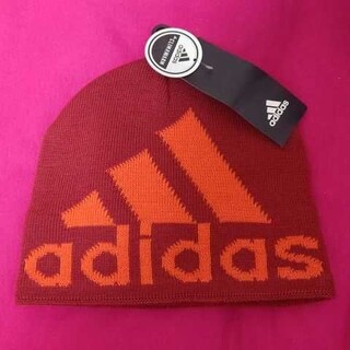 アディダス(adidas)のadidas ニット帽 FXI46 赤 54～57cm(ニット帽/ビーニー)