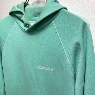 アディダス(adidas)の初期　80s USA製　vintage アディダス　パーカー  Tiffany(パーカー)