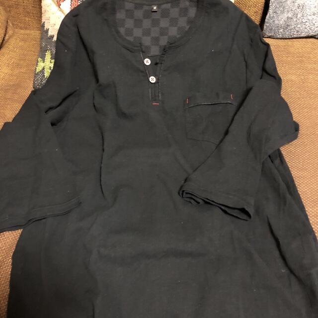 MALAIKA(マライカ)のマライカの黒ロングTシャツ❣️赤のステッチがポイント❗️ メンズのトップス(Tシャツ/カットソー(七分/長袖))の商品写真