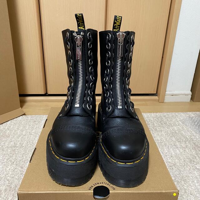 Dr.Martens(ドクターマーチン)のDr.martens フロントジップ　厚底 レディースの靴/シューズ(ブーツ)の商品写真