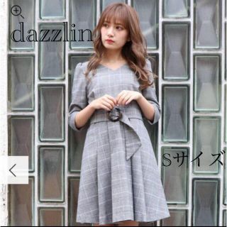 ダズリン(dazzlin)のひな祭りまで限定価格★新品★dazzlin 膝丈ワンピース S　グレー系チェック(ひざ丈ワンピース)